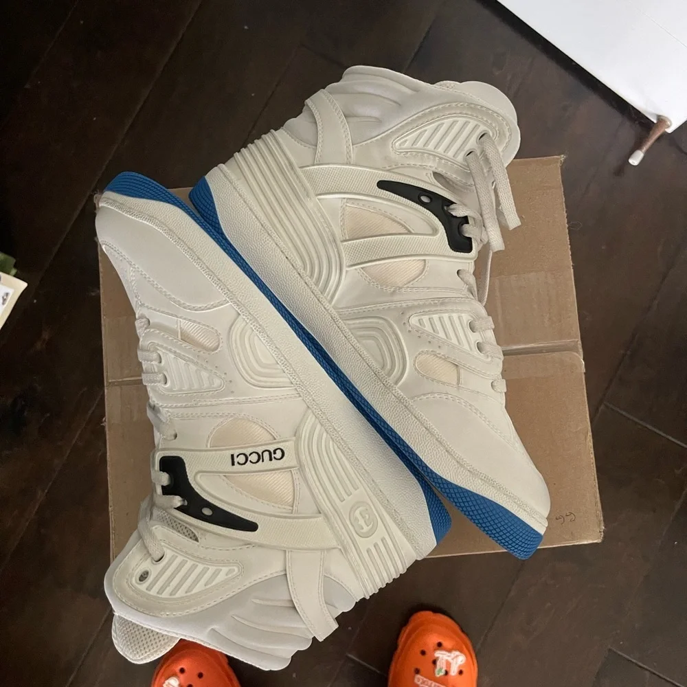 Gucci basket sneakers brand new
